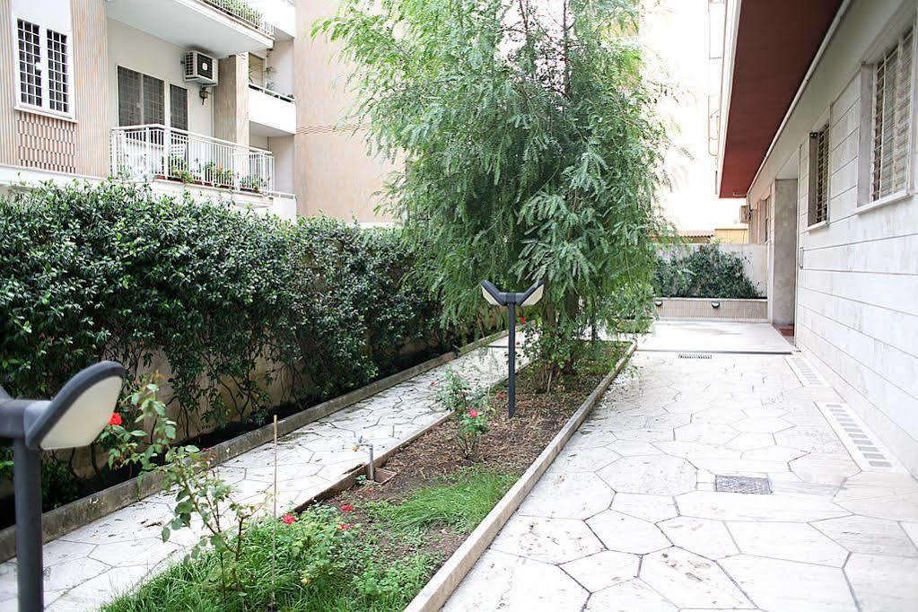 The Empire Bed & Breakfast Rome